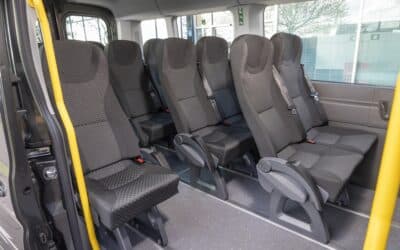 Mehr Sitze: Minibus-Ausführung des E-Transit in Zusammenarbeit mit Sitzhersteller Isri.