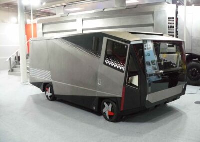 Kaiyun: Geldtransporter, Panzer oder Transporter? Extremtransporter der IAA von Kaiyun aus China