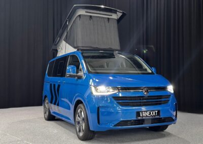 Einer muss der Erste sein: Vanexxt: erster Campervan auf dem neuen VW Caravelle.