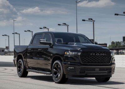 Schwarz und stark: Ram 1500 mit Hemi-V8.
