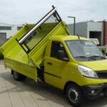 Kleiner Dreiseitenkipper mit großen Fähigkeiten: Piaggio Porter MP6 mit Meiller-Kippbrücke Trigenius D202.