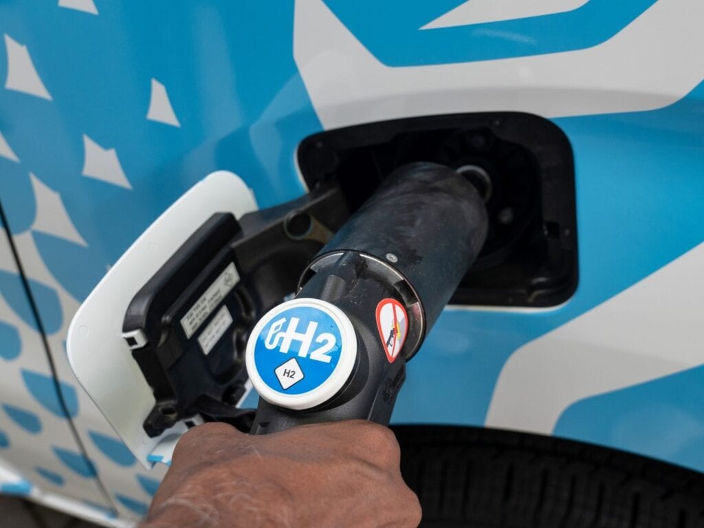 Stellantis stoppt Entwicklung von Wasserstoff-Transportern.