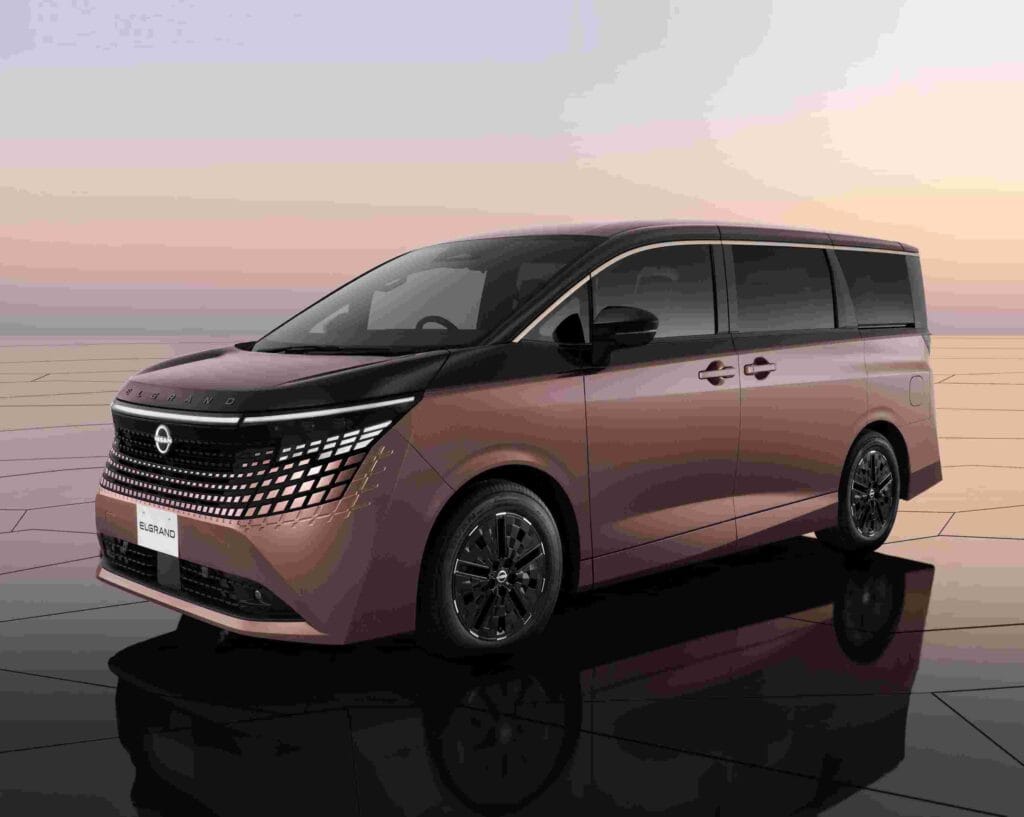 Neuer Minivan: Nissan Elgrand.