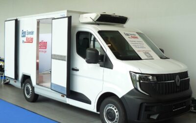 Renault Master mit Plattformchassis: niedrige Ladekante.