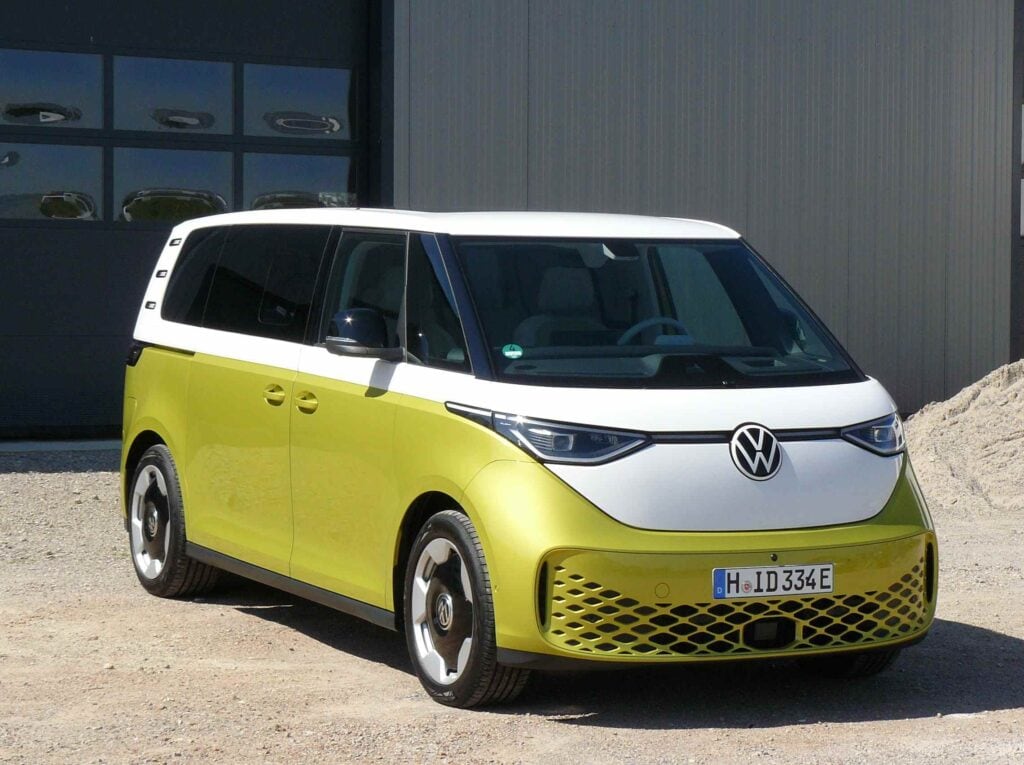 In der Verlängerung: Der VW ID. Buzz Cargo wächst auf das große Pkw-Maß.