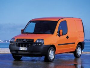 Fiat Doblò Cargo, erste Generation: eigenständige Fiat-Entwicklung.