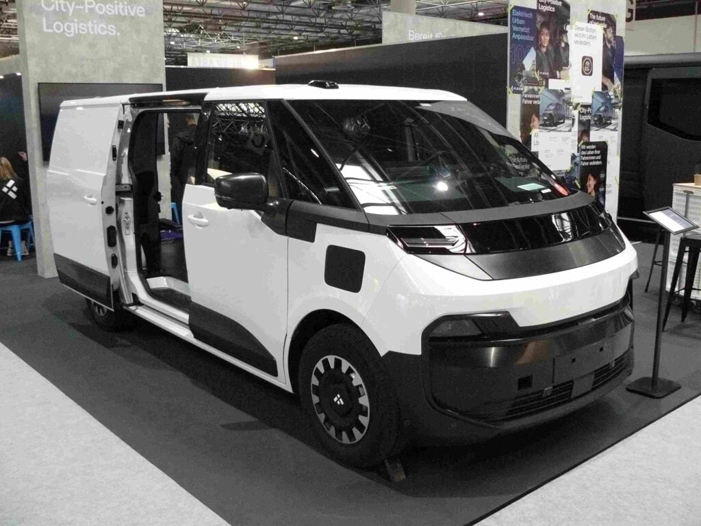 Flexis/Renault Trafic: Der kommende Kompakt-Transporter von Renault.