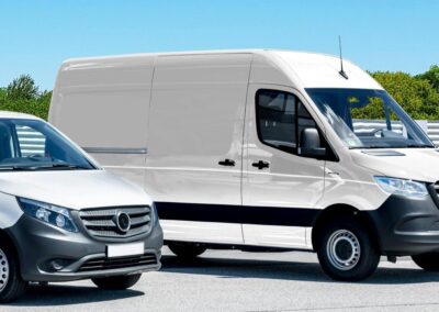 Transporter: Fahrtenschreiber-Pflicht auf Auslandstouren Mercedes Vito und Sprinter: Beispiel für Transporter mit Pflicht für Fahrtenschreiber.