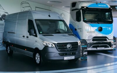 Seine Name prägt eine Fahrzeuggattung: Mercedes Sprinter, hier als eSprinter mit E-Antrieb neben seinem großen Bruder.