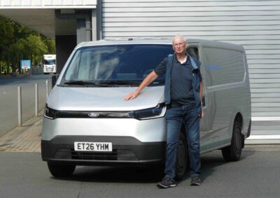 Ford Transit City: Begegnung auf der IAA Erste Runde während der IAA im neuen Ford Transit City.