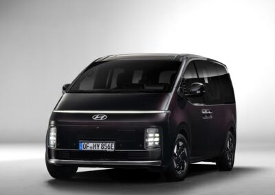 Hyundai Staria Elektro: schicker Van jetzt im E-Modus Der neue Hyundai Staria Elektro ist eng verwandt mit dem Iveco eMoovy