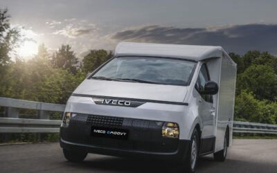 Iveco eMoovy: Fahrerhaus vom Staria, Tiefrahmen plus Aufbauten