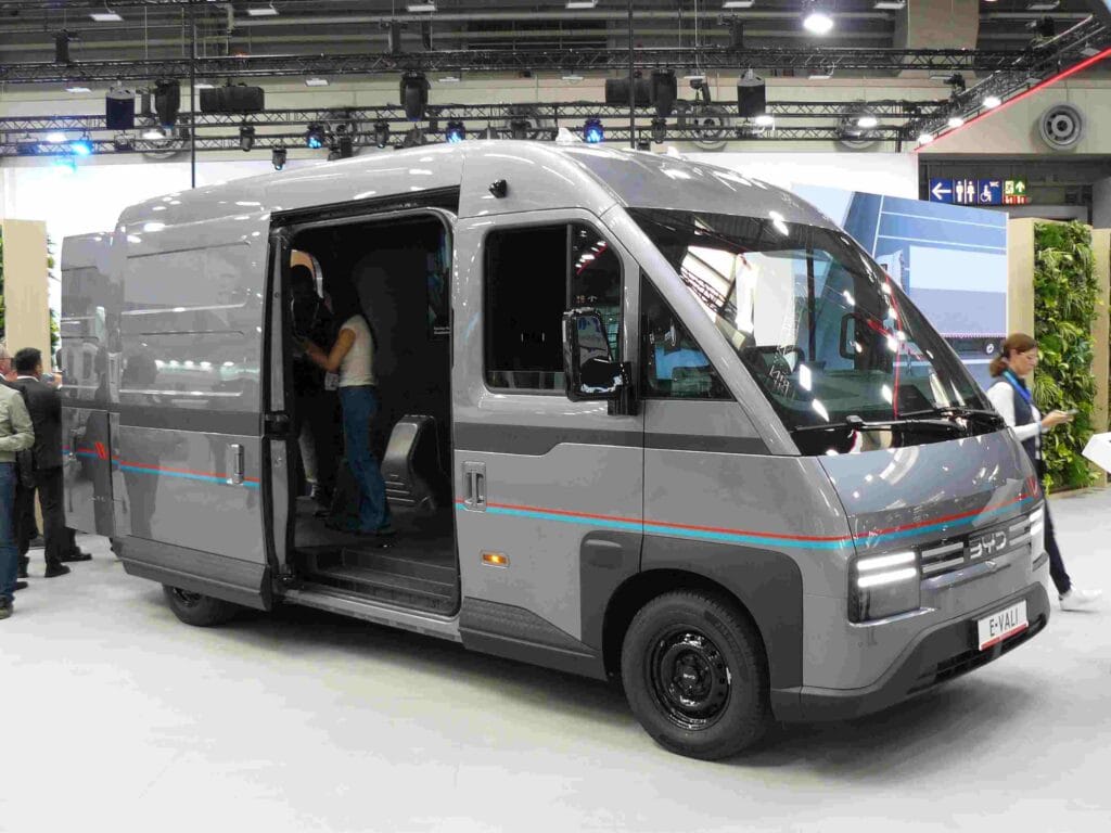 BYD E-Vali: sehr zurückhaltend gestaltete Karosserie.
