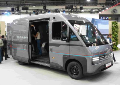 Transporter aus China (II): BYD E-Vali BYD E-Vali: sehr zurückhaltend gestaltete Karosserie.
