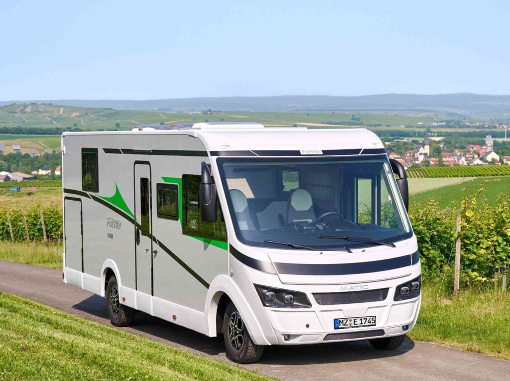 Forster, integrierte Wohnmobile zum Sparpreis