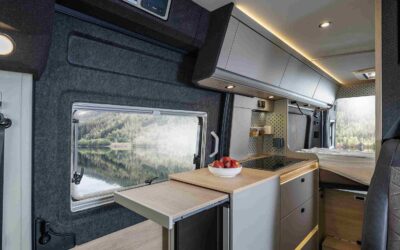 Modernes Interieur aus Leichtbau-Materialien.