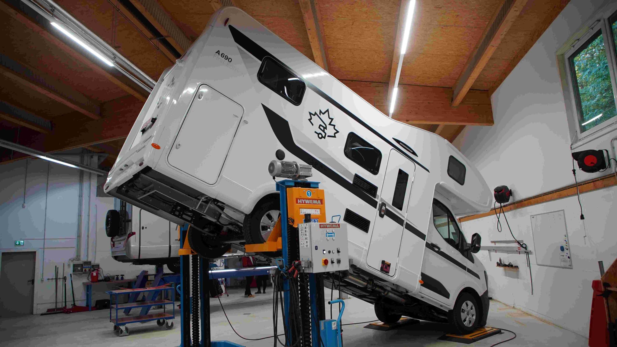 Spektakulärer Anblick: die Schwerpunktbestimmung.