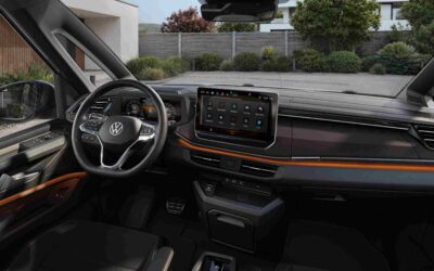 Multivan und California fahren mit neuer Instrumentierung vor.