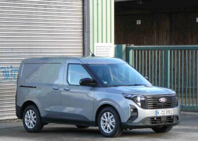 Experten-Report: „besonders kritisch“ – Transporter im TÜV-Report Junger Lieferwagen mit wenig Mängeln: Ford Transit Courier.