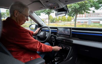 Vorne geht’s geräumig zu, übersichtliche Bedienung