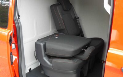 Bequeme Sitze in der Mönchsklause in Reihe zwei.