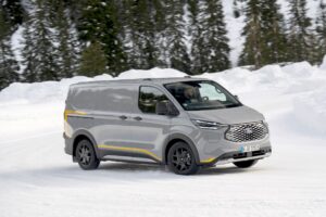 Ford E-Transit Custom AWD: wenn’s rutschig wird – rasante Regelungen mit System.