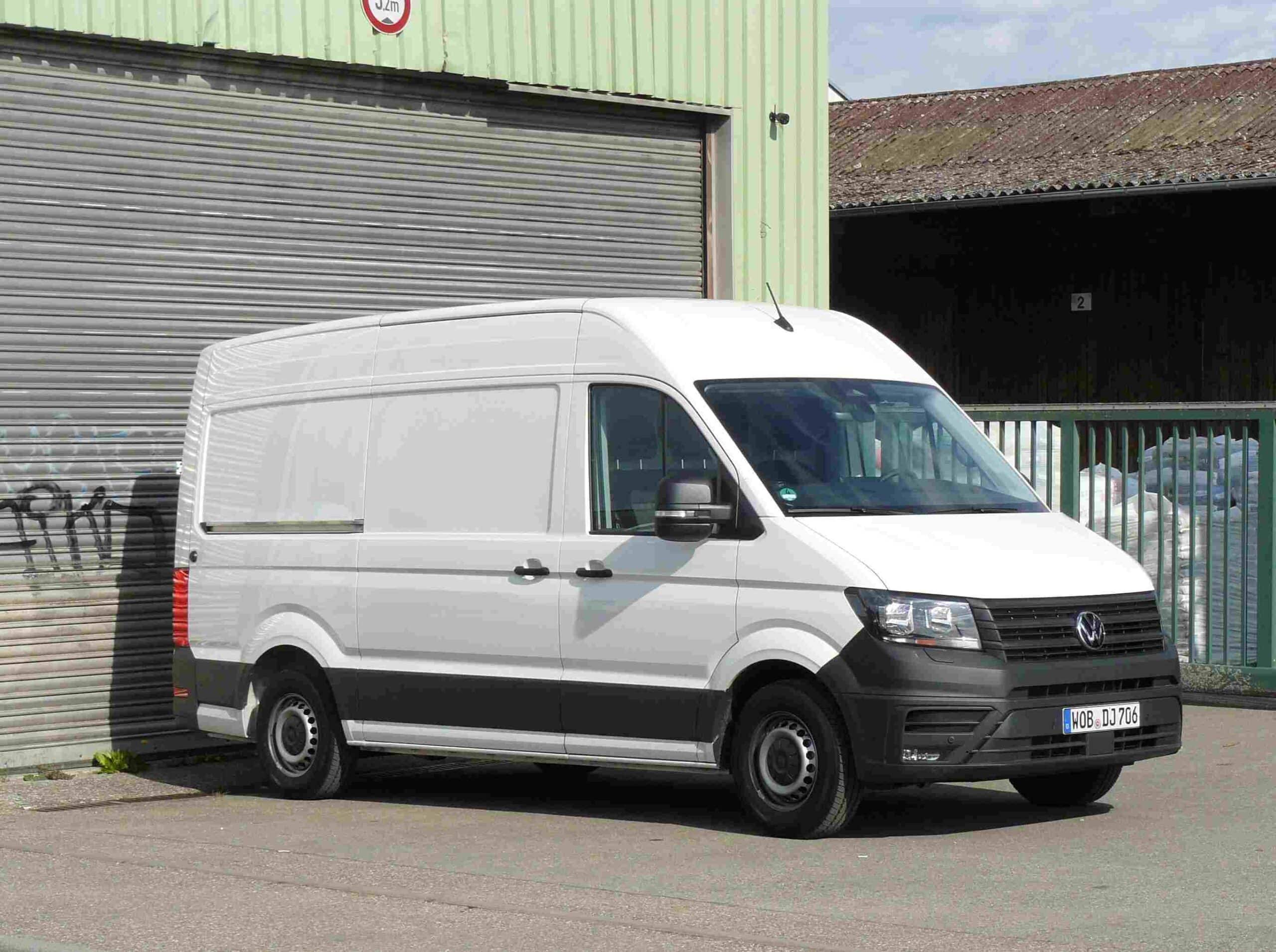 Der VW Crafter als Kastenwagen mit Dieselmotor ist auf dem Weg zum Klassiker.