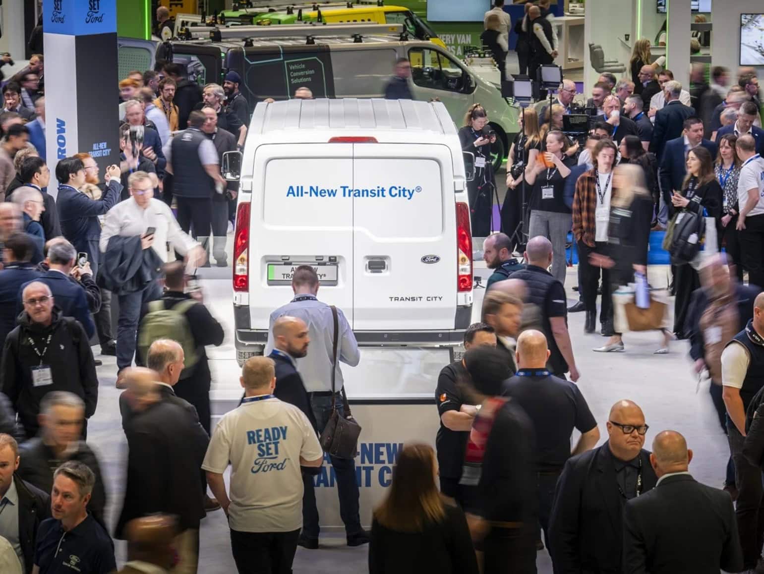 Transporter im Mittelpunkt – hier der neue Ford Transit City.